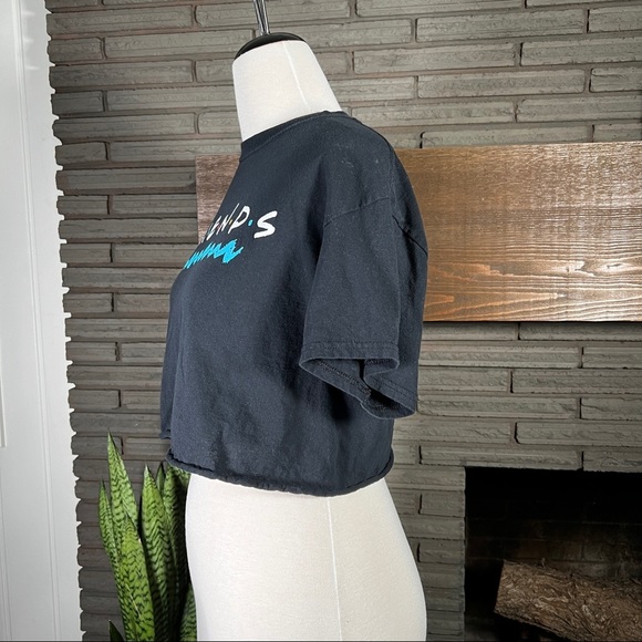 Friends TV show Y2K black logo crop top size Small - Picture 5 of 7